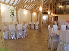 Wedding Sarah Woodman @ Rivervale Barn, Yateley